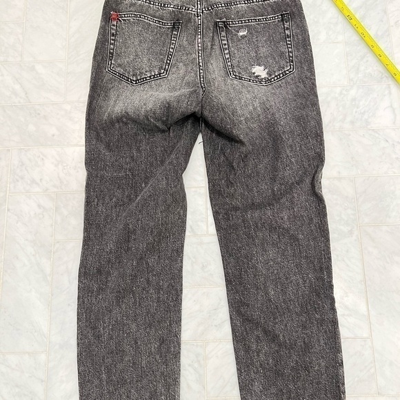 Bdg URBAN OUTFITTERS Slim Straight distressed high waisted button fly jeans 28 - Picture 5 of 12